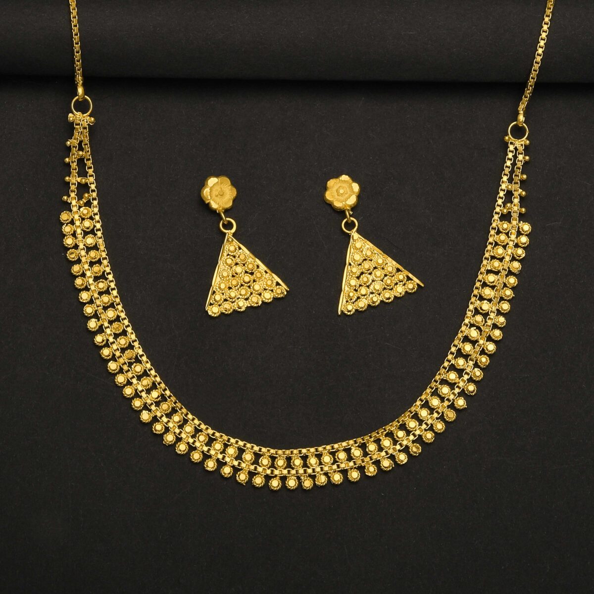 Super quality gold plated necklace set with ear rings