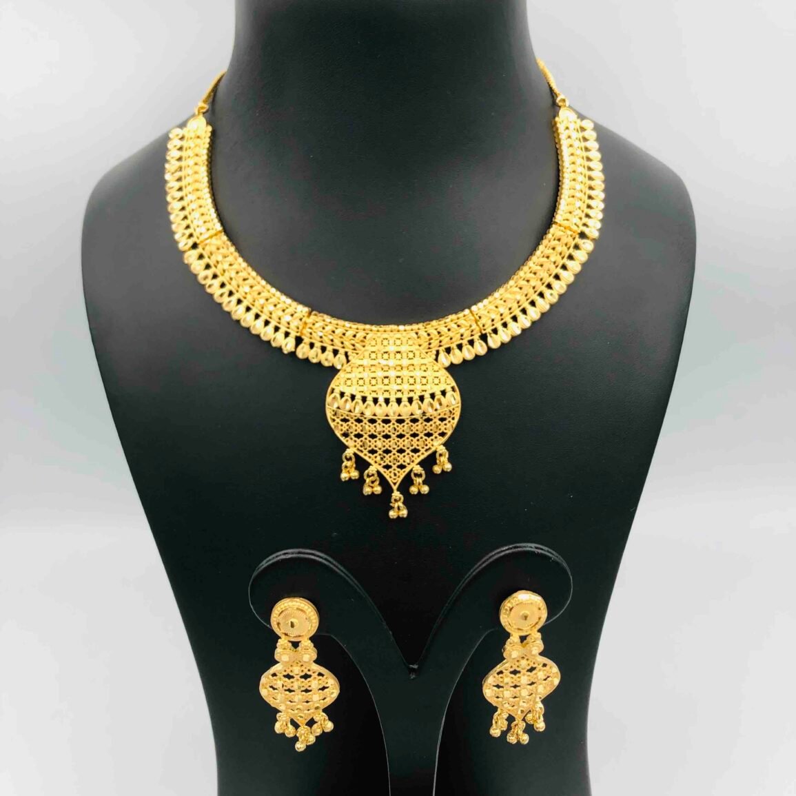 Gold-Tone Necklace and Earring Set with Openwork Pendant